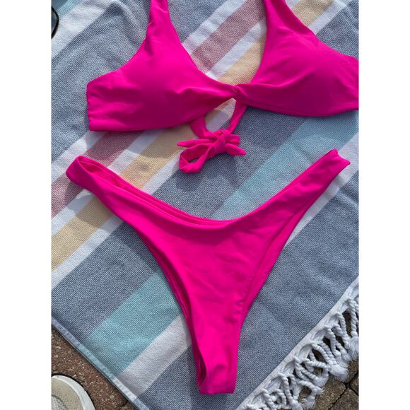 NWOT, Brand Unknown, Hot Pink Bikini Set, Tie Front Top & High Cut Bottom Sz XL - Picture 3 of 14